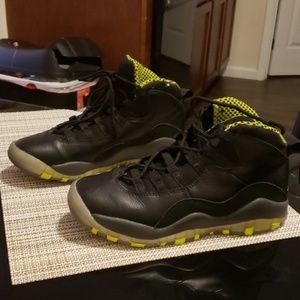 Air jordan retro 10 "venon"